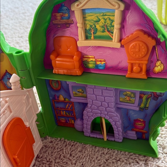 Pooh bear play house - Picture 2 of 6